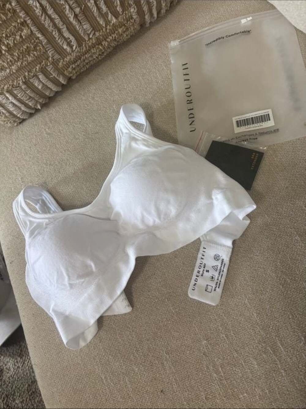 Underoutfit Women's White Seamless Everyday Bra - Soft Support